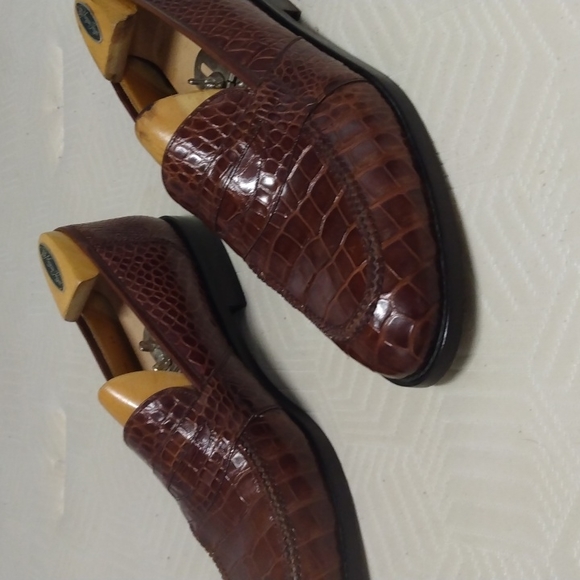 Size 13 Luxor crocodile shoes main image 7
